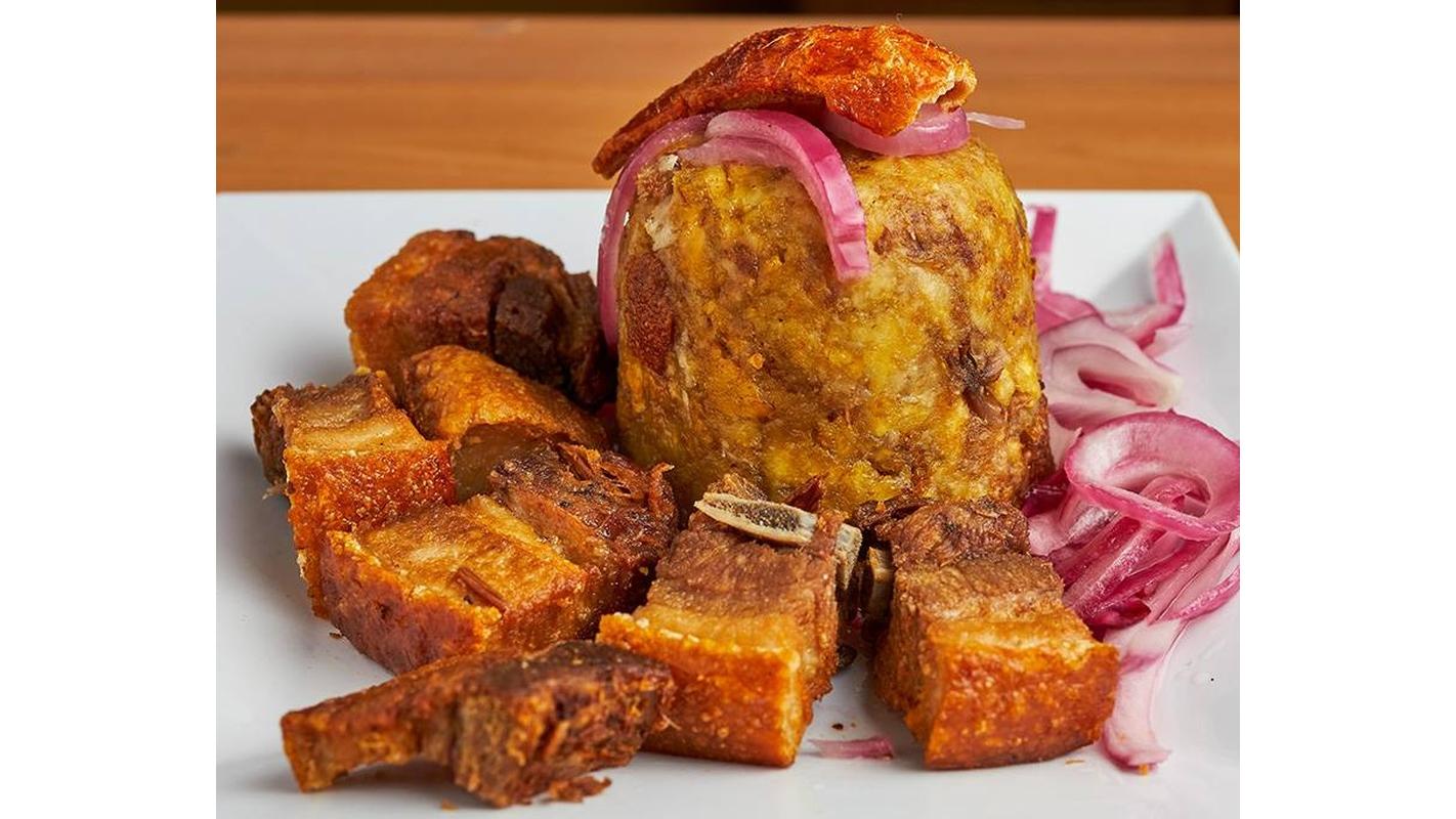 Mofongo with Fried Pork Chunks 😍 ( Chicharron )